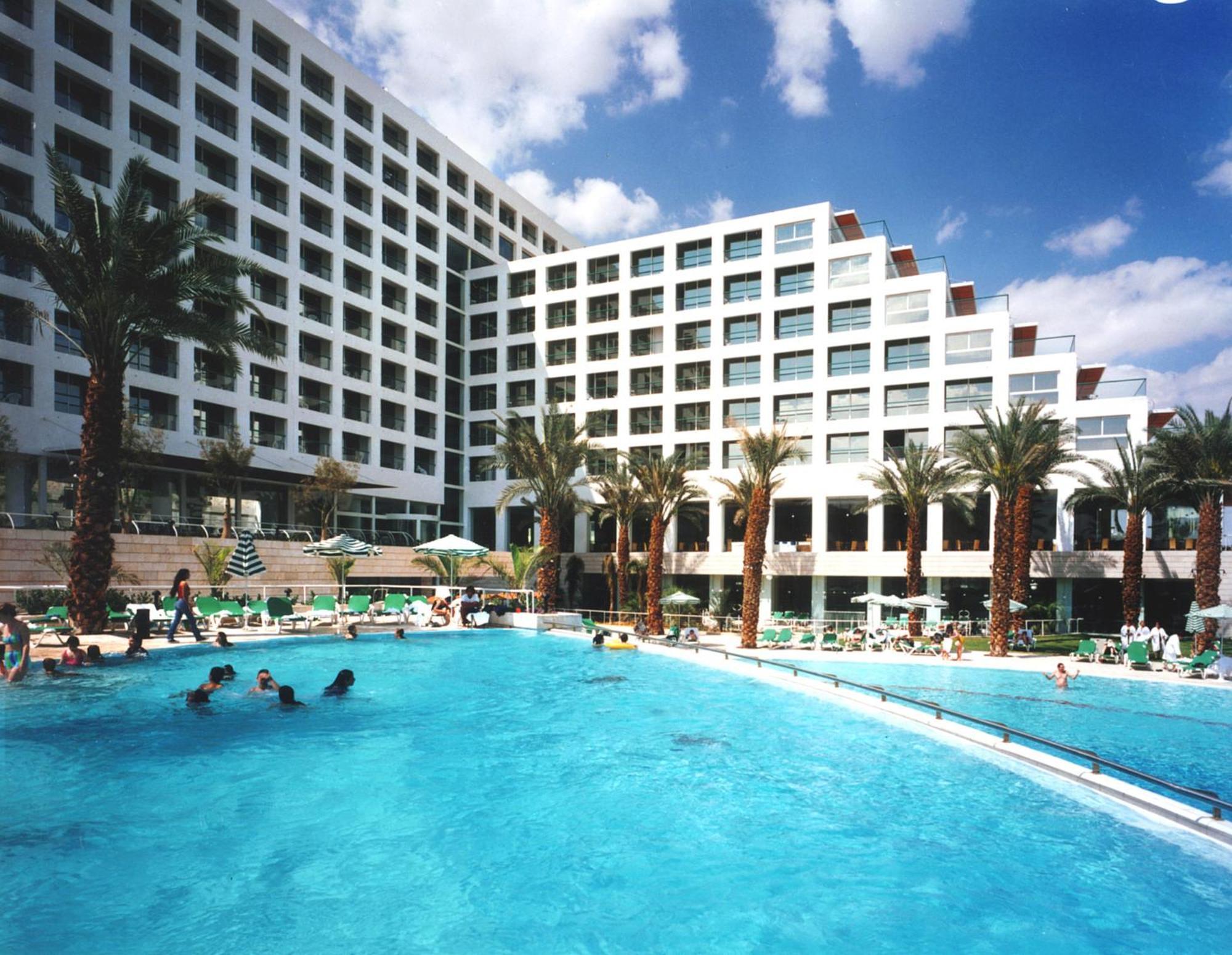 โรงแรมอิสโรเทลเดดซี เอนโบเกก ภายนอก รูปภาพ The Dead Sea Spa Hotel