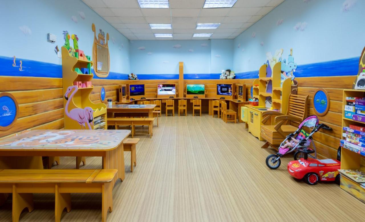 โรงแรมอิสโรเทลเดดซี เอนโบเกก ภายนอก รูปภาพ The Children's Hospital of Philadelphia